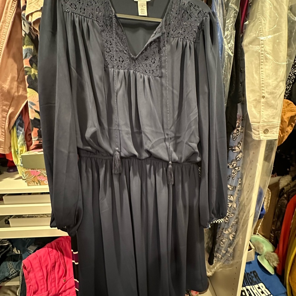 WHBM flowy